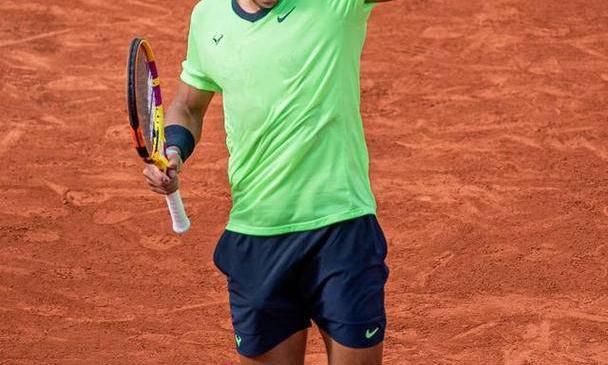 纳达尔连续二十场比赛得分超过晋级下一阶段，篮网不断突破！