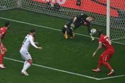 包含Rookie巅峰对决，巴特勒与70激战德国队分钟，战术调整胜负难料！的词条