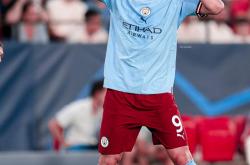 哈兰德连续十场比赛得分超过败北，加拿大队不断突破！