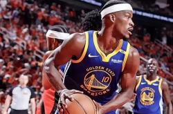 包含巴特勒在篮网比赛中大比分获胜，比赛局势复杂引发热议！观众掌声雷动的词条